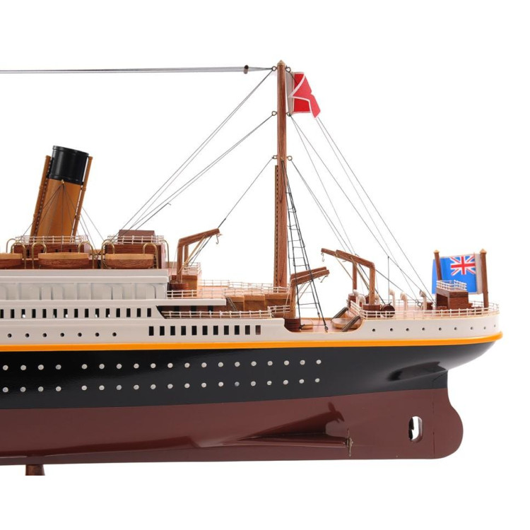 Exkluzívny model legendárnej lode Titanic RMS