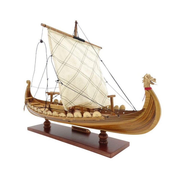 Exkluzívny model vikingskej lode Drakkar DR40