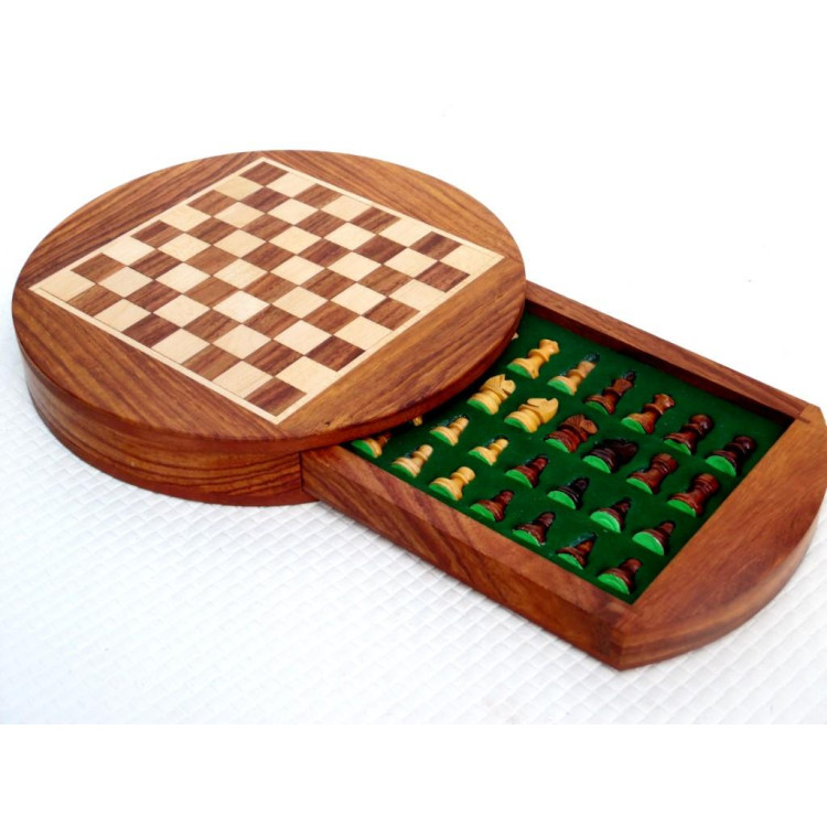 Drevené magnetické šachy v okrúhlej krabičke - G622
