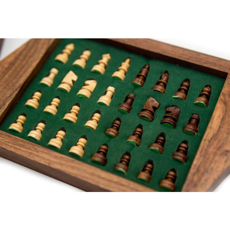 Magnetické šachové figúrky v osemhrannej krabičke - G236