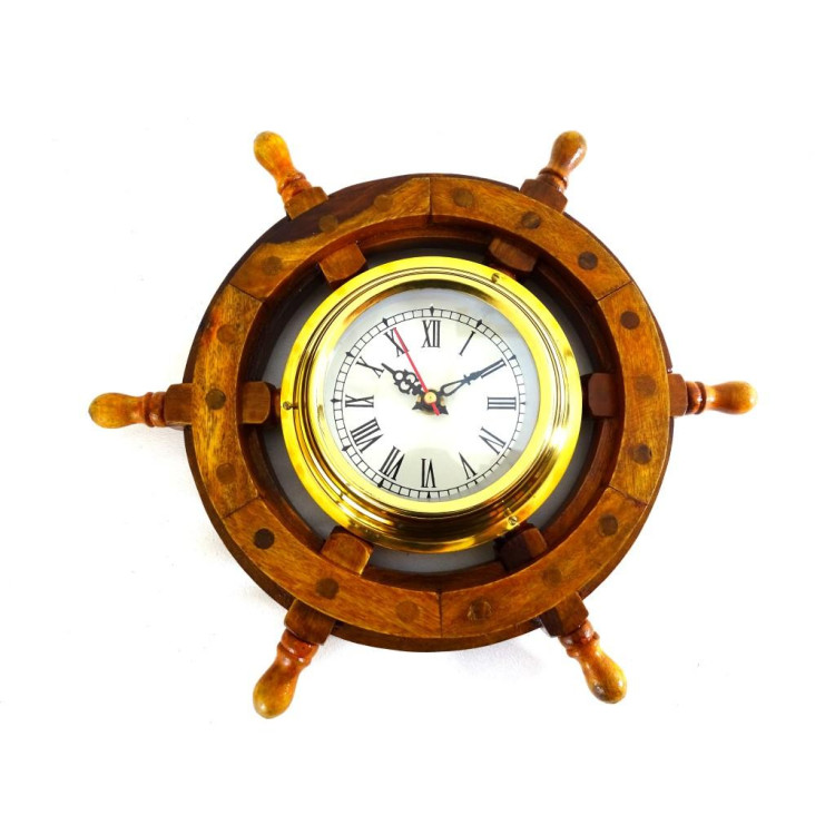 Námornícke hodiny v drevenom kormidle WC65